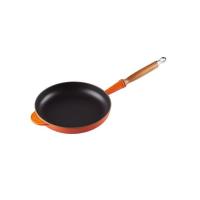 ราคา กระทะเหล็กหล่อด้ามจับไม้ ขนาด 24cm สีส้ม TRADITION WOODEN HANDLE FRYING PAN 24CM FLAME (22238275911)
