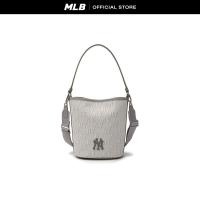 ราคา MLB กระเป๋าทรงถัง ยูนิเซ็กส์ Jacquard Monogram รุ่น 3ABML024N 50CGL สีเทา (22556457829)