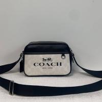 ราคา ใหม่ไหล่เดี่ยว C Rossbody กระเป๋าชายแฟชั่นกระเป๋ากล้องซิปคู่เปิดและปิดในสต็อก CP062 (22064772075)