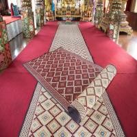 ราคา เสื่อวัดแบรนด์ถวาย ยาว 10 เมตร สีกรัก ลายผ้าไหม เสื่อวัดพรีเมี่ยม (10750781536)