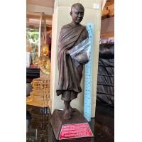 ราคา พระบูชายืนรุ่นแรก เปิดบาตรรับทรัพย์ ก้าวหน้า บาตรสัมฤทธิ์ หลวงพ่อชำนาญ เดิมสวยจากวัดไม่เคยเปิดกล่อง หลวงพ่ออุ้มบาตรโปรดศิษย์ ยืนบนทองคำแท่ง แสดงถึงความร่ำรวย (17252246162)