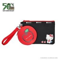 ราคา Lesportsac Apple Pouch Wristlet Bag กระเป๋าสี่เหลี่ยม กระเป๋าครัชคล้องแขน Style1633 Hello Kitty (22641492817)