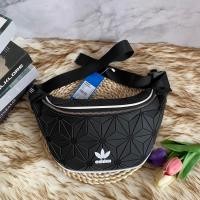 ราคา กระเป๋าคาดอก ADIDAS Originals 3D Mini Airline Waist Bag แบรนด์แท้ กระเป๋าสะพายดีไซน์สุดฮิตสไตล์ ISSEY MIYAKE ใช้ได้ทั้งชายและหญิง (408549736)
