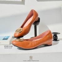 ราคา รองเท้าหนังแกะรุ่น Vivienne Brown Color สีน้ำตาล (22139505013)