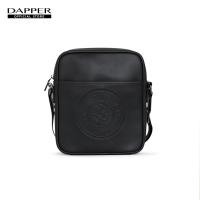 ราคา DAPPER กระเป๋าสะพายข้าง DP Logo Stamp Reporter Bag สีดำ (22434001317)