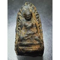 ราคา พระรอดพิมพ์ตื้น กรุวัดหริภุญชัย บล็อกสากลนิยม เนื้อเขียวครับ (16016396397)