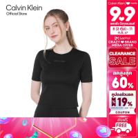 ราคา CALVIN KLEIN เสื้อยืดแขนสั้นผู้หญิง Front Logo T Shirt ทรง Slim Fit รุ่น 4WS4K238 001 สีดำ (21449224660)