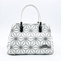 ราคา Coco london กระเป๋าถือ สะพายไหล่ สะพายข้าง มีสายยาว 3 ช่องการใช้งาน หนัง Safiano อะไหล่ดำ Emila New (21551624386)