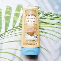 ราคา เจอร์เกนส์ โลชั่น เปลี่ยนผิวเป็นสีแทน Natural Glow Wet Skin Moisturizer 221 ml Jergens Fair to Medium Medium to Deep (16189563153)