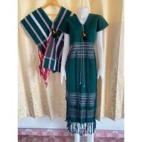 ราคา เสื้อกะเหรี่ยงสวยๆ ကရင အင က လ လ လ အ က င စ เสื้อคู่รักกะเหรี่ยง ผ้าทอมือ มะโมเดรส Karen dress (20529739190)
