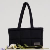 ราคา Puffy bag กระเป๋านุ่มนิ่ม by ME ใส่ Ipad macbook ได้ (22452602755)