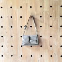 ราคา กระเป๋าล็อคล็อค หนัง PUแถมสายสั้น สายยาว 1868 (22529400844)