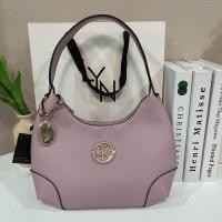 ราคา กระเป๋า Lyn outlet New Collection ทรงพรอช สวยเรียบหรูดูดี (16597204003)