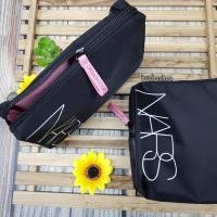 ราคา กระเป๋า MAKEUP Bag สีดำ ผ้าร่ม ซิปผ้า สีชมพู น่ารัก เก๋ๆ กระเป๋าเครื่องสำอาง (22506434365)