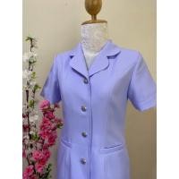 ราคา ชุดพยาบาล เสื้อ คอกเทเลอร์มน ผ้าวาเลนติโน่ขาวโอโม่ ใส่สวยเข้ารูป ผ้าใส่สบาย ซักง่ายรีดง่ายราคาไม่รวมกระดุม ต้องการกระดุมปั้มผ้าทักข้อความได้เลยค่ะทางร้านติดให้ฟรี (22059982279)