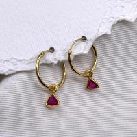 ราคา ต่างหูห่วงประดับจี้ทับทิมรูปสามเหลี่ยม ต่างหูหินแท้ ต่างหูเงินสเตอร์ลิง 925 ชุบทอง18K ต่างหูแฟชั่นแนวคลาสสิค ต่างหูห่วงสไตล์มินิมอล (22118467887)