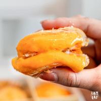 ราคา เซ็ตคู่ กล่อง 9 ชิ้น ลาวาไข่เค็มฝอยทองไข่เค็ม (22001368183)