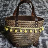 ราคา กระเป๋าถือกระจูด Krajood Bag ใส่ซิปอย่างดี ผ้าบุด้านในคุณภาพ มีทั้งหูหนัง หูหวาย (8689951040)