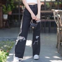 ราคา TwiceJeans กางเกงยีนส์ผู้หญิงเท่ๆ ทรงกระบอกแต่งขาด ปลายตัด สีดำฟอก (21453628155)