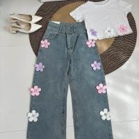 ราคา กางเกงยีนส์ทรงกระบอกขายาวปักดอกไม้เกสรเพชรสีพาสเทล (21620029214)