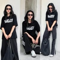 ราคา เซต2ชิ้นเสื้อยืดคอกลมแขนสั้นทรงโอเว่อไซเข้าชุดกับกางเกงวอร์มขายาวกระบอกใหญ่ (22405460019)