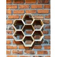 ราคา ชั้นวางของไม้สัก รังผึ้ง 6 ช่อง ชั้นวางของ ชั้นวางของแขวนผนัง ชั้นแขวนผนังไม้สัก ชั้นติดผนัง (17203231885)