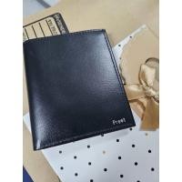 ราคา กระเป๋าสตางค์ผู้ชาย แนวตั้ง และแนวนอน กระเป๋าเป็นหนังวัวแท้ทั้งใบ ไม่ผสม กันน้ำได้ แบบ nappaหนังนิ่มทนทานใช้งานได้ในระยะยาว สลักชื่อให้ฟรีมอบให้เป็นของขวัญ ของที่ละลึกได้ทุกโอกาส (22482412630)