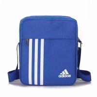 ราคา กระเป๋าสะพาย Adidas กระเป๋าสะพายข้าง กระเป๋ายอดนิยม รุ่นใหม่ล่าสุด ทรงสวยโทนสีดำ คุณภาพดี ทั้งชายและหญิงสามารถใช้ได้ (400206115)