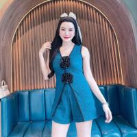 ราคา พร้อมส่ง ชุดเซตผ้าเปลือกไม้ เสื้อทรงยาวแขนกุดแต่งดอกกุหลาบ3Dผ่าหน้า กางเกง ข3ข8 A4713 (22598113498)