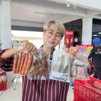 ราคา อินทรีย์หอมตัดชิ้น200g หมึกกะตอย100g 1ถุง กุนเชียงหมู5แท่ง 1 แพ็ค แถม ปลาทูมัน 1 แพ็ค (21509331360)