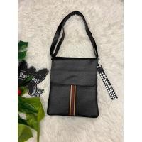 ราคา กระเป๋าสะพายข้างผู้ชาย หนังตัดเย็บละเอียดพร้อมส่ง (17852094191)