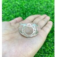 ราคา กรอบแหวน รุ่นรวยชนะจนหลวงพ่อพัฒน์ และรุ่นอื่นๆ (21233386038)