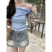 ราคา VEVE เสื้อครอปหญิง เสื้อครอป แต่งดอกไม้ ทรงรัดรูป เรียบหรู (22352413860)