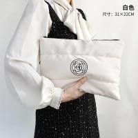 ราคา กระเป๋าเครื่องสำอางสไตล์ชาแนลแบบพกพากระเป๋าใส่เครื่องสำอางค์เดินทาง (22096664639)