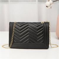 ราคา GlamourGetaway ผู้หญิงแฟชั่นโซ่ไหล่ Crossbody กระเป๋าปักลายนูน PU หนังขนาดเล็กสแควร์กระเป๋า (22496038506)