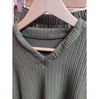 ราคา สาวอวบ ชุดเซ็ตสาวอวบ ชุดอยู่บ้าน ผ้าลายเปลือกไม้ ชุดเซ็ทสาวอวบ เสื้อสาวอวบ เสื้อ กางเกงขายาว อก40 44นิ้ว (21893504803)