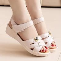 ราคา พร้อมส่ง รองเท้าแตะรัดส้นผู้หญิง ส้น4 5ซม ตีนตุ๊กแก เพิ่ม1เบอร์ แฟชั่น กันลื่น ใส่สบาย นำเข้าราคาถูก ให้คุณแม่ C 013 (22509979211)