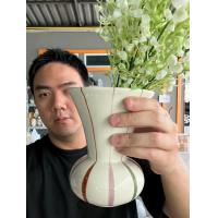 ราคา แจกันจัดดอกไม้ ขนาดสูง 6 นิ้ว ทรงสูง สีออกขาวขุ่นๆ แจกันเซรามิค แจกันขนาดสูง แบบ dzb7788 ออกใบกำกับภาษีได (22382031568)