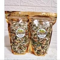 ราคา ธัญพืชอบแห้ง 5 เทพ อัลมอนด์ ฟักทอง ทานตะวัน เม็ดมะม่วง แตงโม ขนาด 500 กรัม (22547947609)