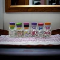 ราคา หลอดแก้ววิทยาศาสตร์ หลอดแก้ว DIY หลอดนำก๊าซทดลอง แก้ว หลอดทดลอง ขวดยาหม่อง พร้อมจุก คละลาย (19846255009)