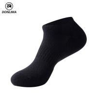 ราคา ถุงเท้าวิ่ง ถุงเท้ากีฬา Donlima รุ่น DL06 เนื้อผ้า Cotton 100 หนานุ่ม กระชับอุ้งเท้า สวมใส่สบาย ระบายอากาศได้ดี แพ็ค 1 คู่ (22075506420)
