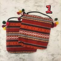 ราคา กระเป๋าสะพายยาว งานผ้านากา ผ้าพื้นเมือง แต่งพู่ มีซิป สายเชือกดำ สายแม้ว (15806538704)