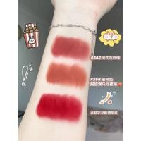 ราคา POPO ลิปสติก กันน้ำ ติดทนนาน เนื้อกำมะหยี่ เนื้อนุ่มๆ เกลี่ยง่าย ทาได้ทั้งแก้มและปาก ติดทนนาน ให้ความชุ่มชื้น (22502860954)