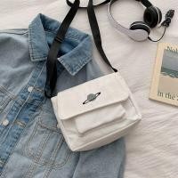 ราคา unlimitedshop UN1618 F2กระเป๋าสะพายข้าง ผ้าแคนวาส ใบเล็ก ปักลายอวกาศ (7979253787)
