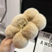 ราคา กรงเล็บผมขนาดใหญ่เร็กซ์ขนกระต่ายเกาหลีใหม่น่ารักตุ๊กตาผมกรงเล็บกิ๊บหัวคลิปเครื่องประดับผู้หญิงสาวอุปกรณ์ผมของขวัญ (16738896856)