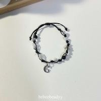 ราคา กำไลเชือกเทียน พร้อมจี้ตัวอักษร A Z ? กำไลเชือกถัก (21483246578)