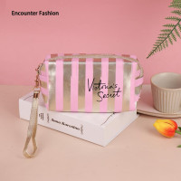 ราคา กระเป๋าเครื่องสำอาง VOCKOO Victoria S Secret VS Three Wash (22282377757)