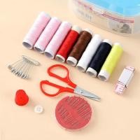 ราคา อุปกรณ์เย็บผ้า กล่องHANDSTITCH ชุดอุปกรณ์เย็บปักถักร้อย ด้าย เข็ม กระดุม ขนาดพกพา คละสี (22680884878)