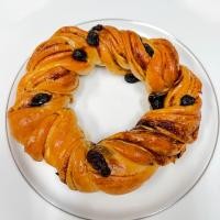ราคา Bakecup Raisin Brioche Roll ขนมปังบริยอช โรล (22539527764)
