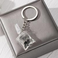 ราคา MING1996 พวงกุญแจ ถุงน้ำเลียนแบบ พวงกุญแจรูปปลาทอง โปร่งใสโปร่งใส ปลาปลาปลา จี้ปลาขนาดเล็ก พวงกุญแจแฟชั่น เรซิน พวงกุญแจปลาขนาดเล็ก กระเป๋าเป้สะพายหลัง (21664521231)